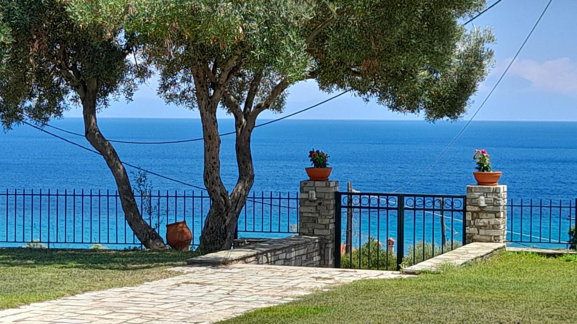 Twins Agios Nikolaos (Chalkidiki)